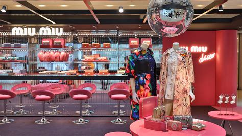 miu miu cover up
